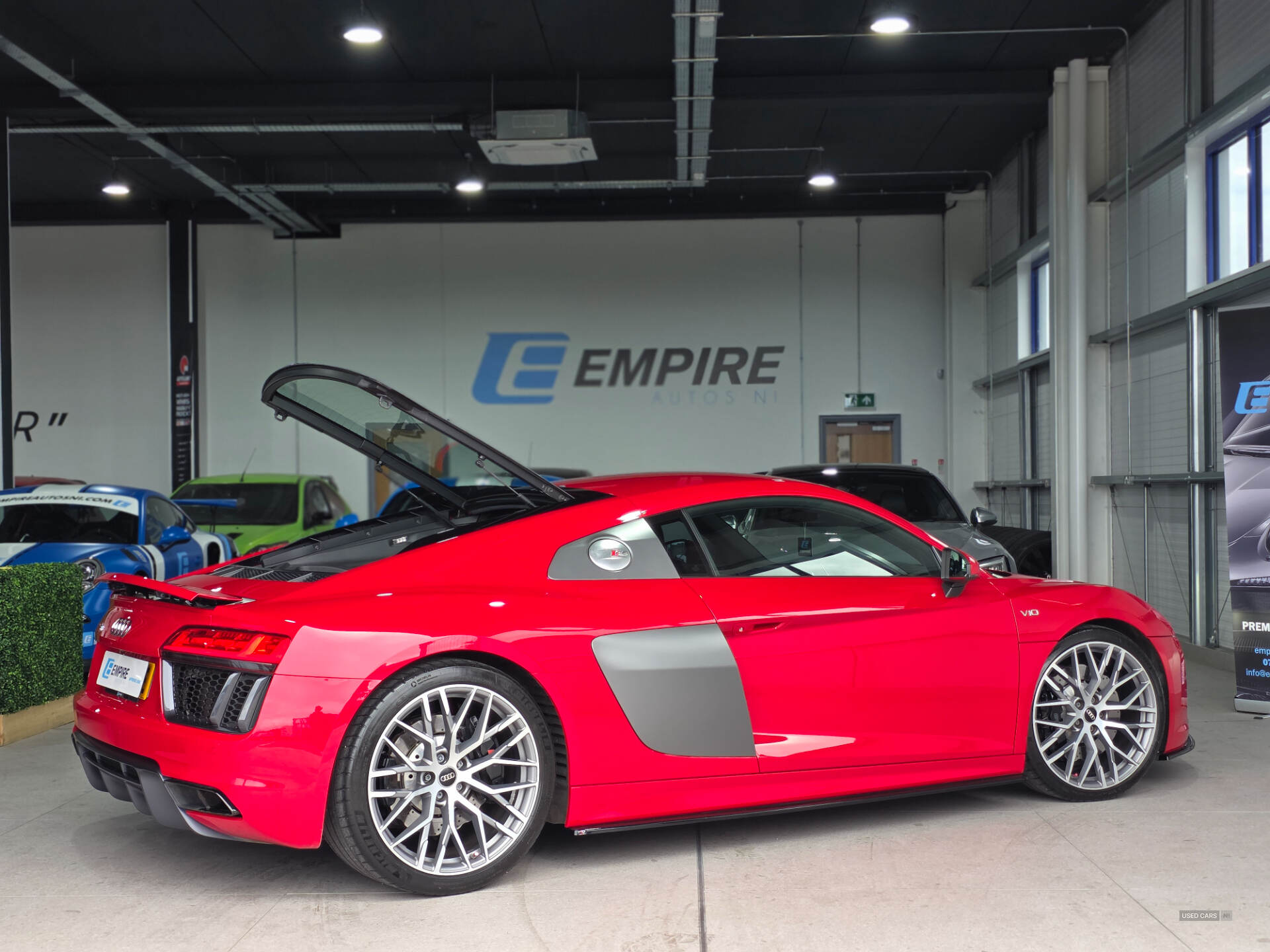 Sep 2016 Audi R8 5.2 FSI V10 Quattro 2dr S Tronic