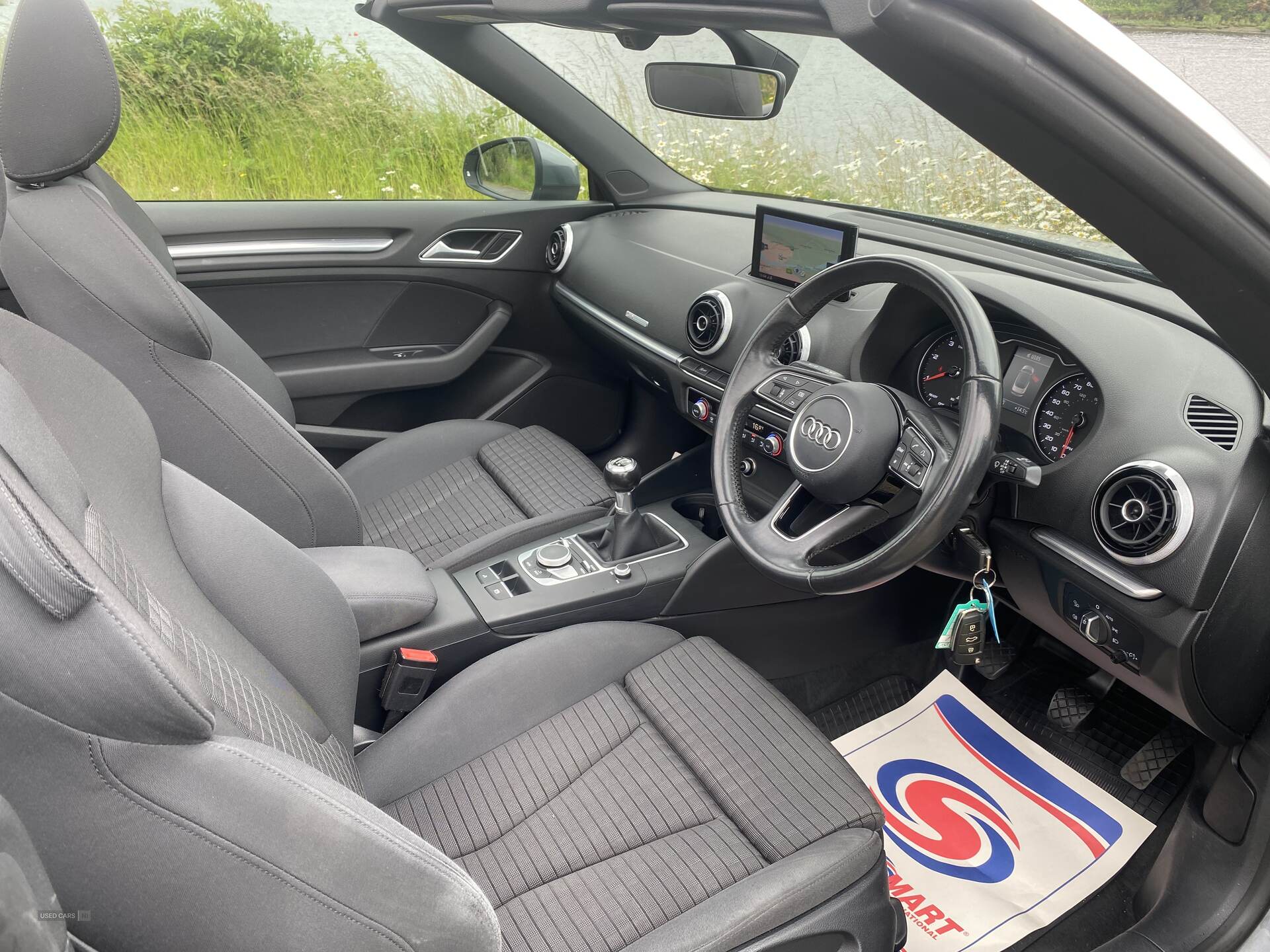 Car Thumbnail 4