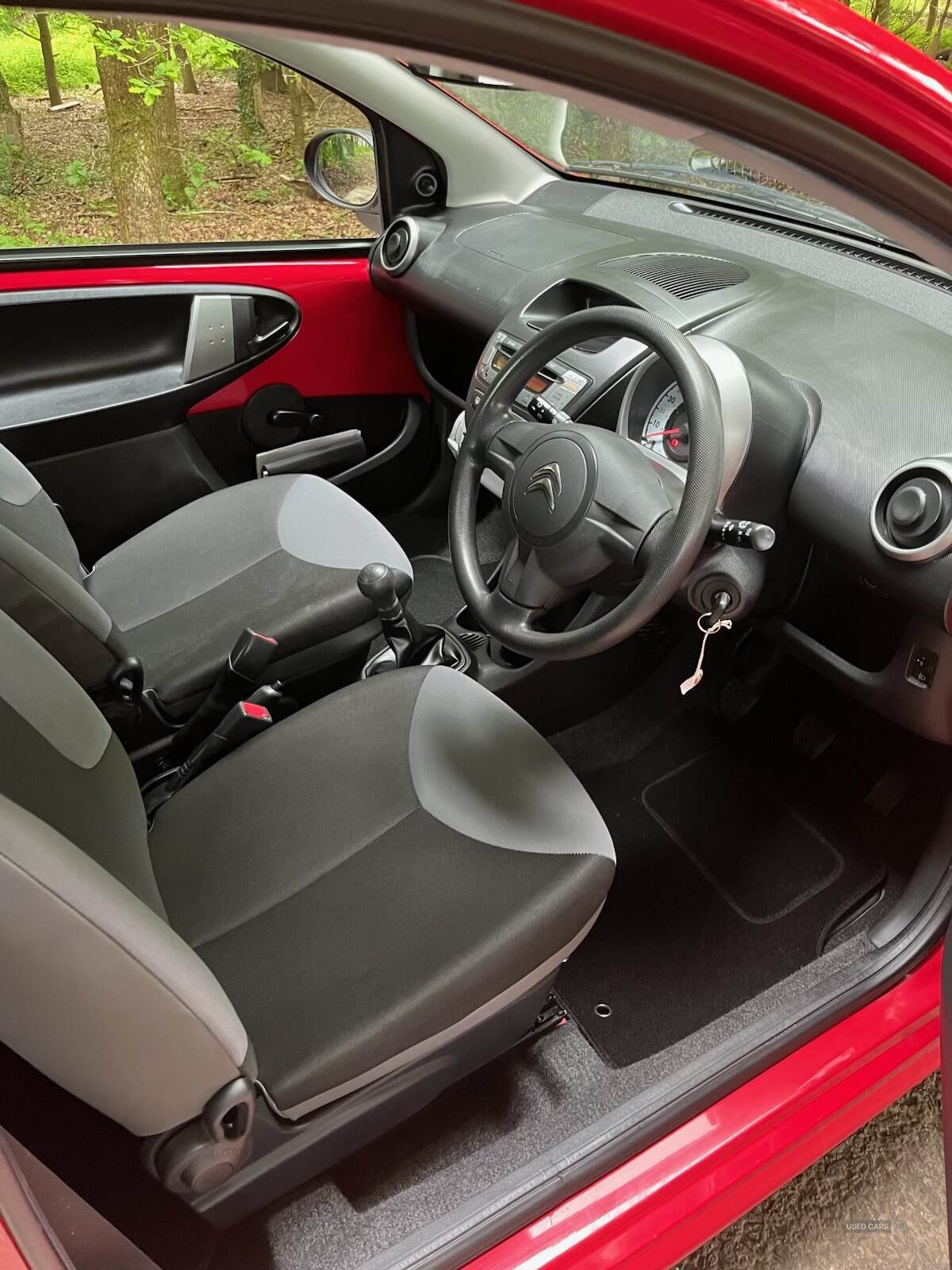 Apr 2012 Citroen C1 1.0i VT 3dr