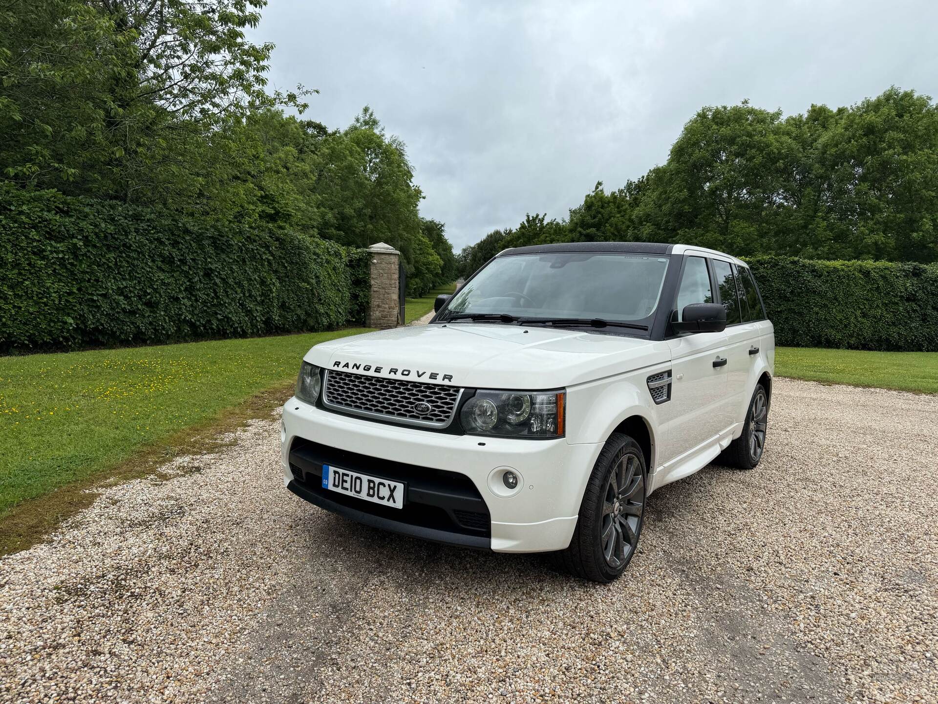 Jun 2010 Land Rover Range Rover Sport 5.0 V8 S/C Autobiography Sport 5dr CommandShift