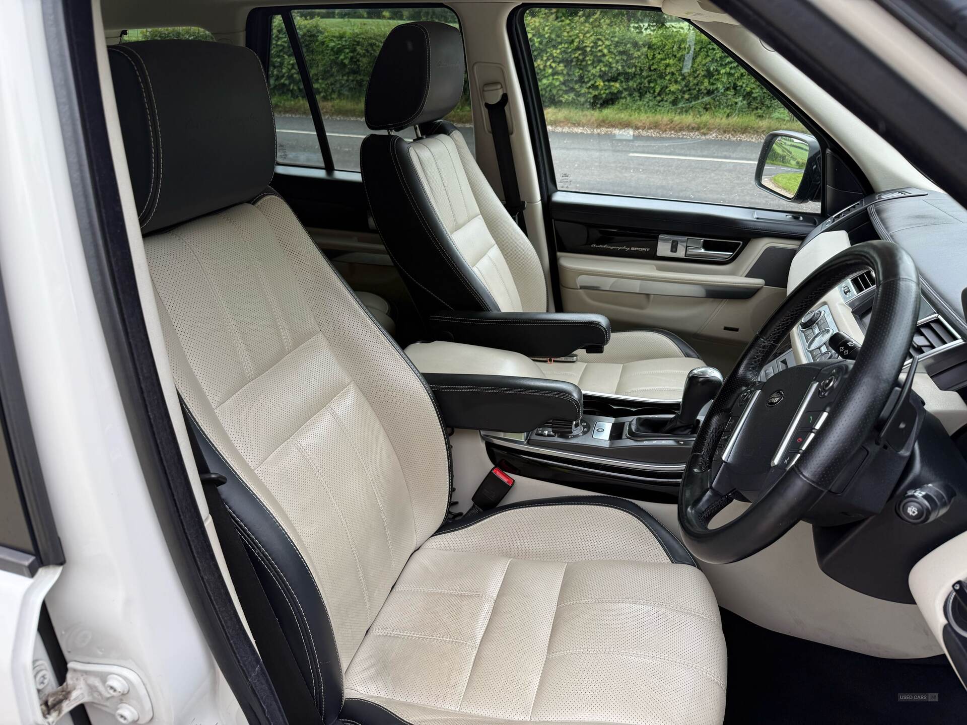 Jun 2010 Land Rover Range Rover Sport 5.0 V8 S/C Autobiography Sport 5dr CommandShift