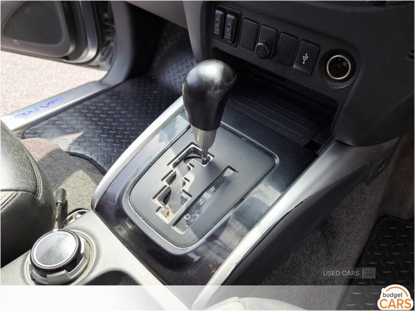 Mitsubishi L200 DIESEL in Down