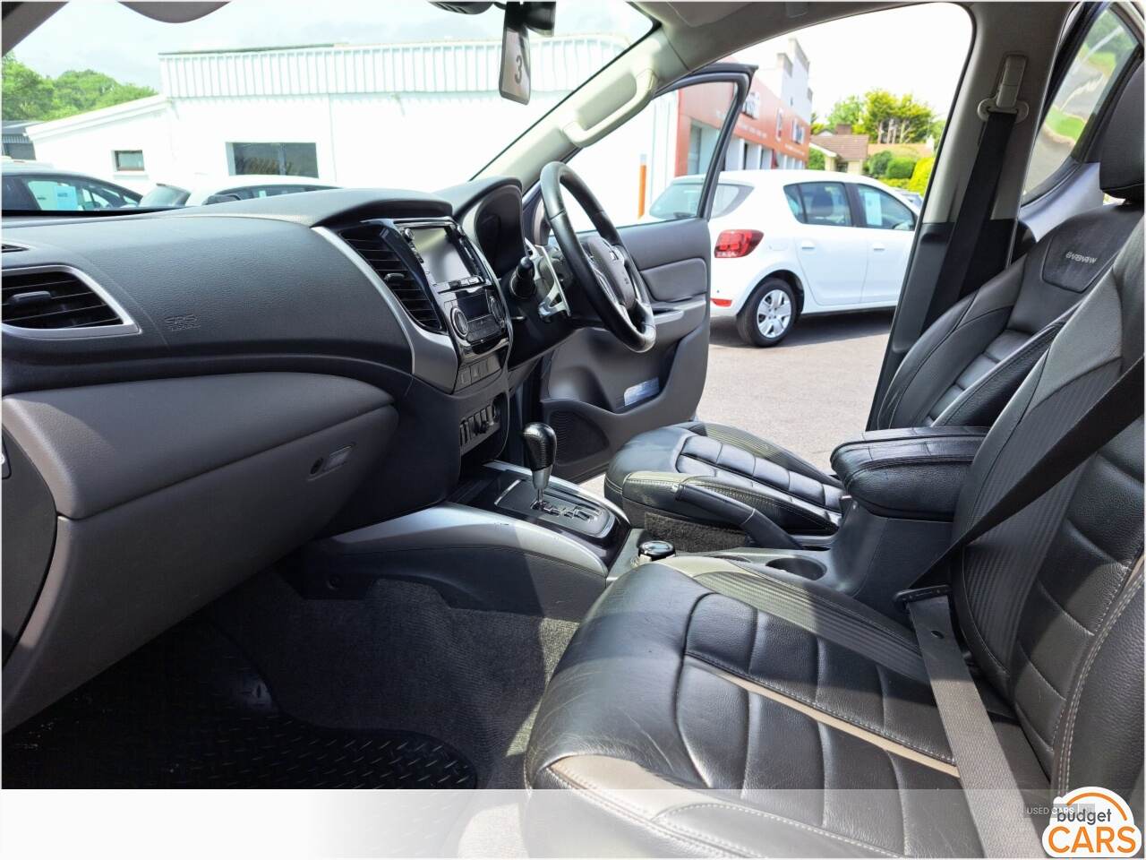 Jan 2017 Mitsubishi L200 Double Cab DI-D 178 Barbarian 4WD Auto