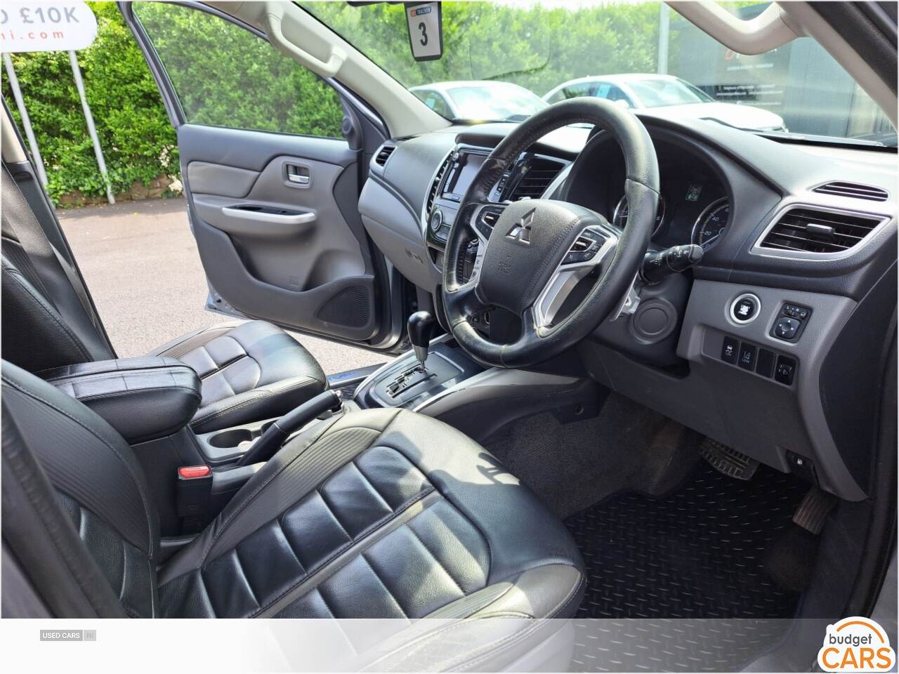 Jan 2017 Mitsubishi L200 Double Cab DI-D 178 Barbarian 4WD Auto