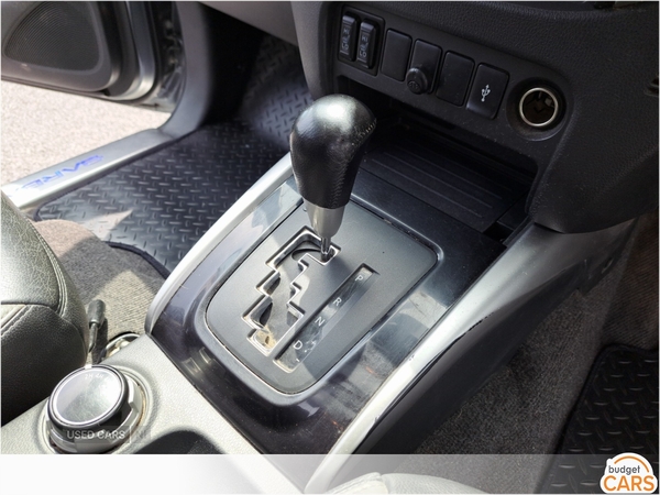 Mitsubishi L200 DIESEL in Down