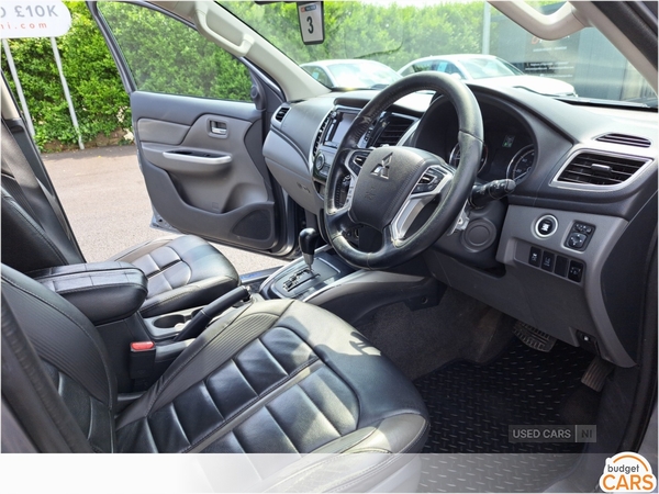 Mitsubishi L200 DIESEL in Down