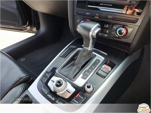 Audi A5 DIESEL SPORTBACK in Down