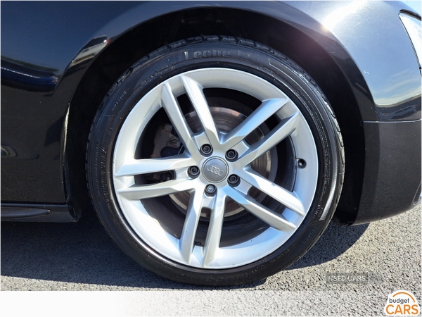 Audi A5 DIESEL SPORTBACK in Down
