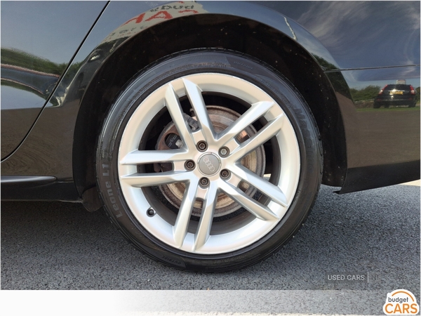 Audi A5 DIESEL SPORTBACK in Down