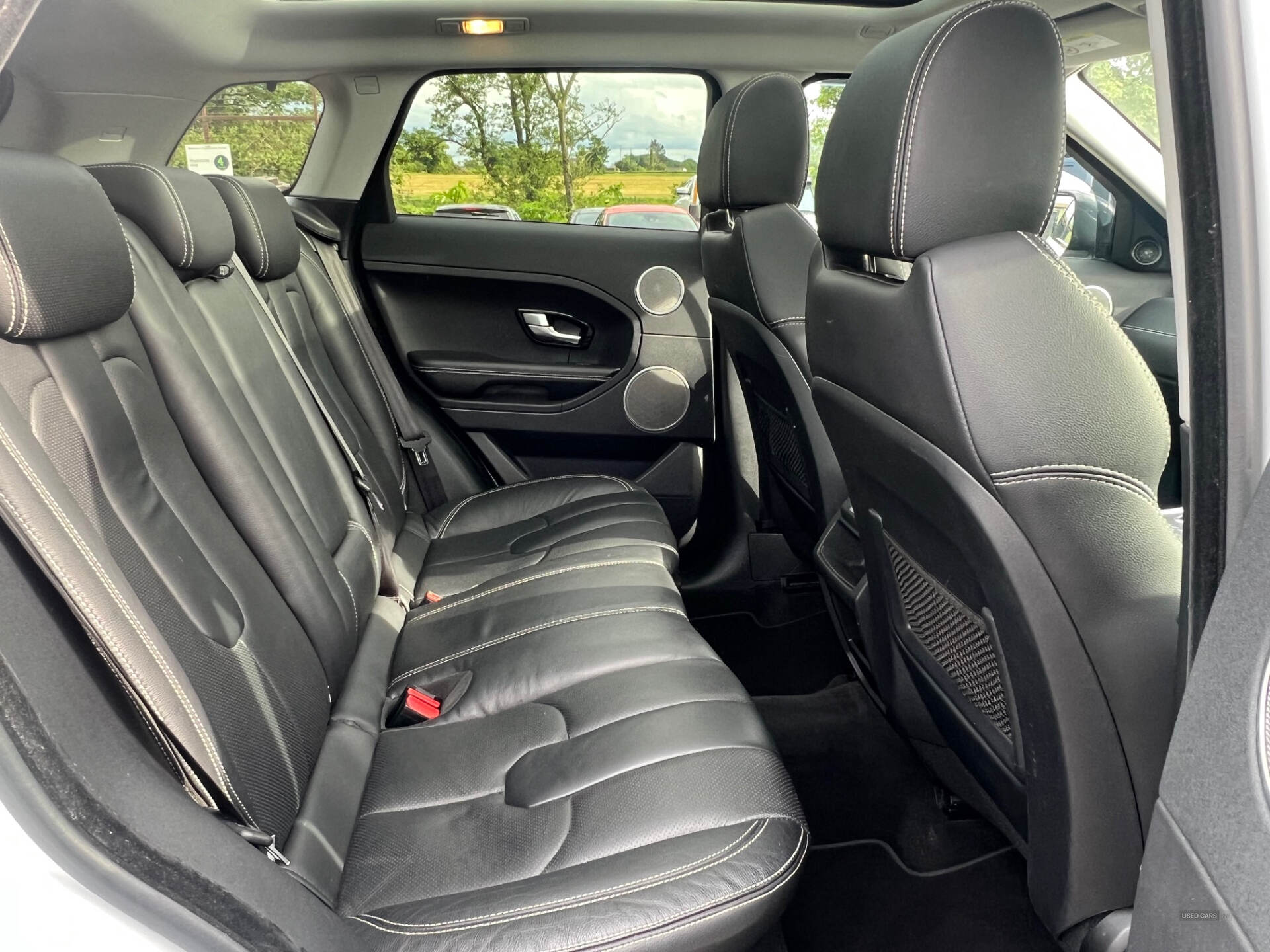 Nov 2014 Land Rover Range Rover Evoque 2.2 SD4 Dynamic 5dr Auto [9]