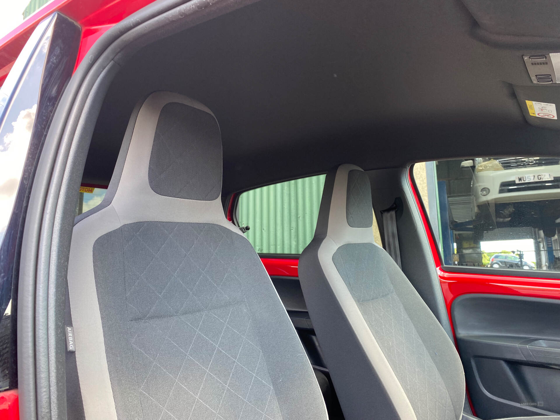 May 2017 Volkswagen Up 1.0 BlueMotion Tech High Up 5dr ASG