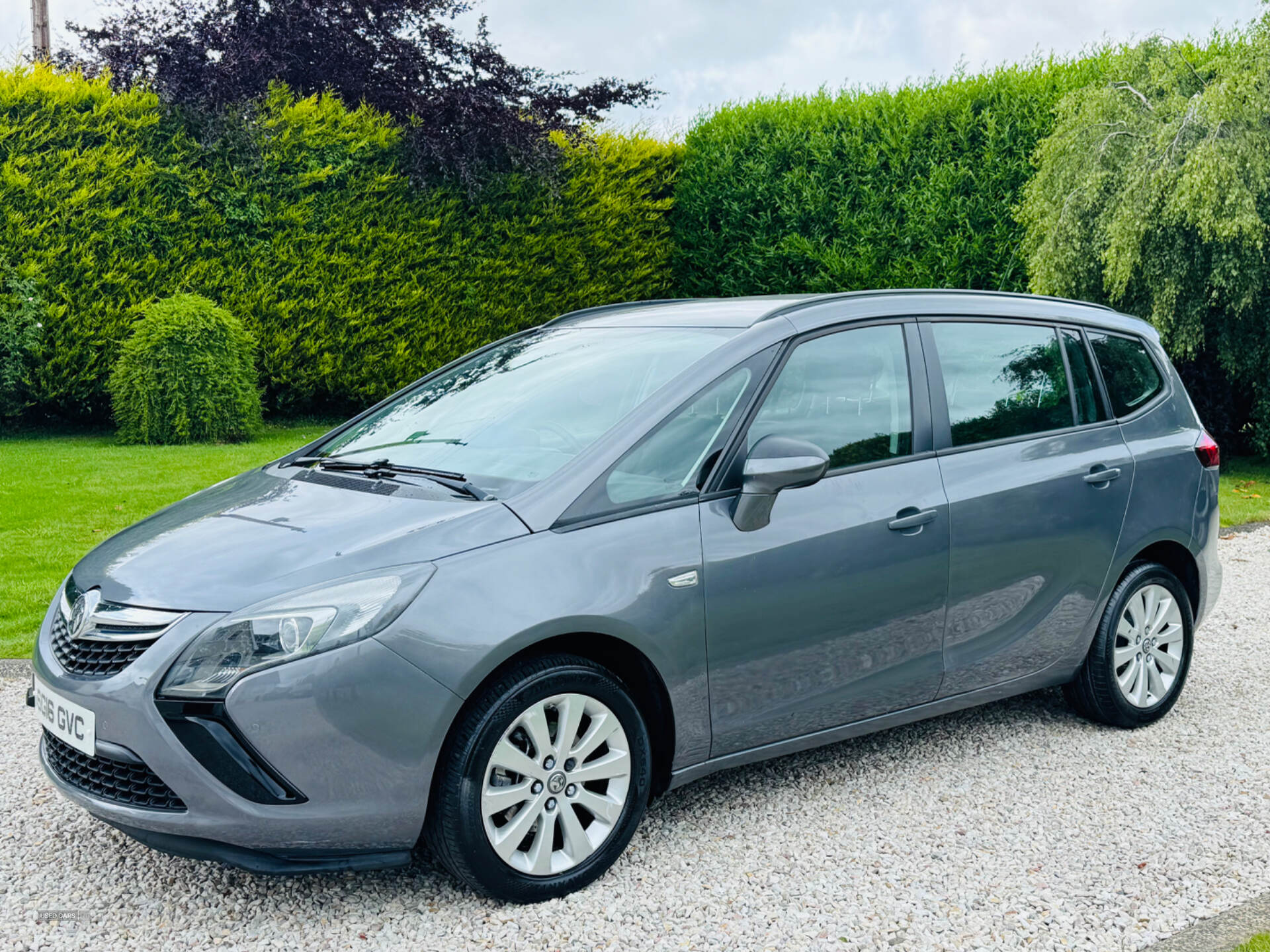 Mar 2016 Vauxhall Zafira Tourer 1.4T Design 5dr