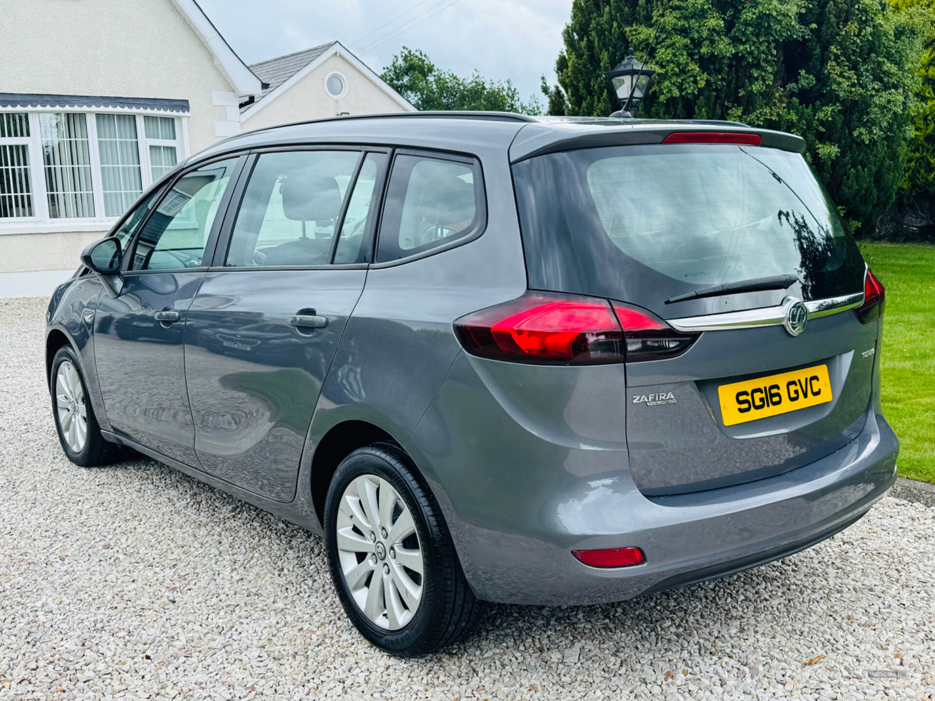 Mar 2016 Vauxhall Zafira Tourer 1.4T Design 5dr