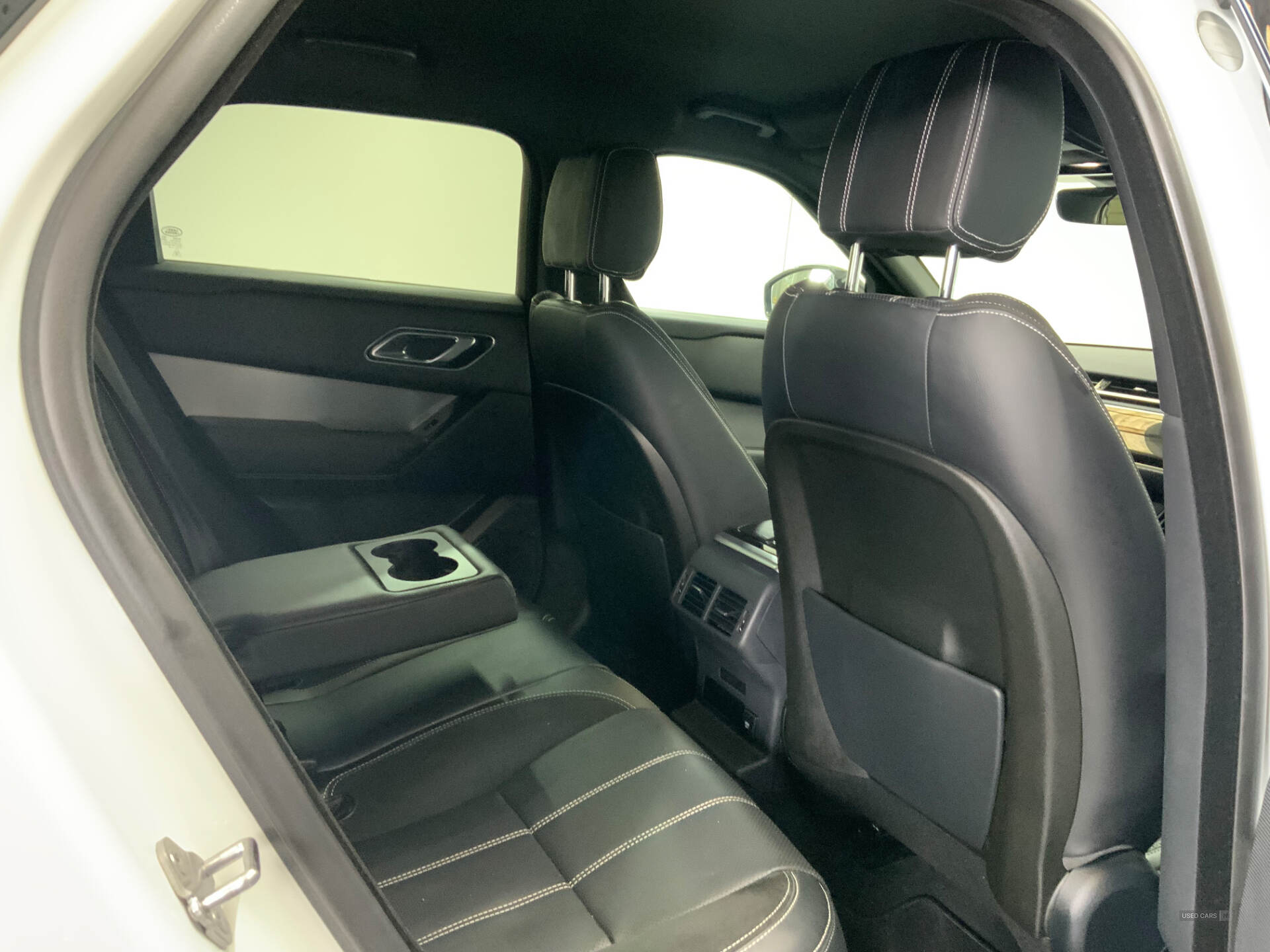 Sep 2019 Land Rover Range Rover Velar 2.0 D180 R-Dynamic S 5dr Auto