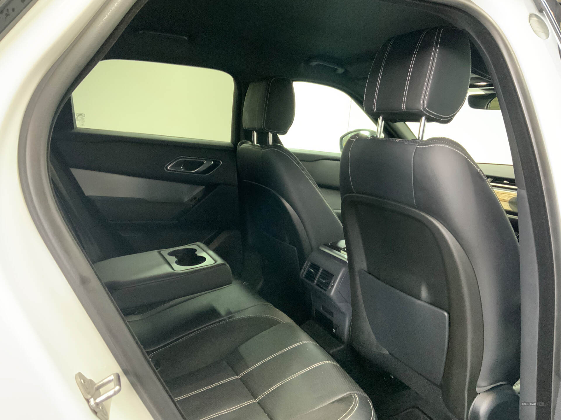 Sep 2019 Land Rover Range Rover Velar 2.0 D180 R-Dynamic S 5dr Auto
