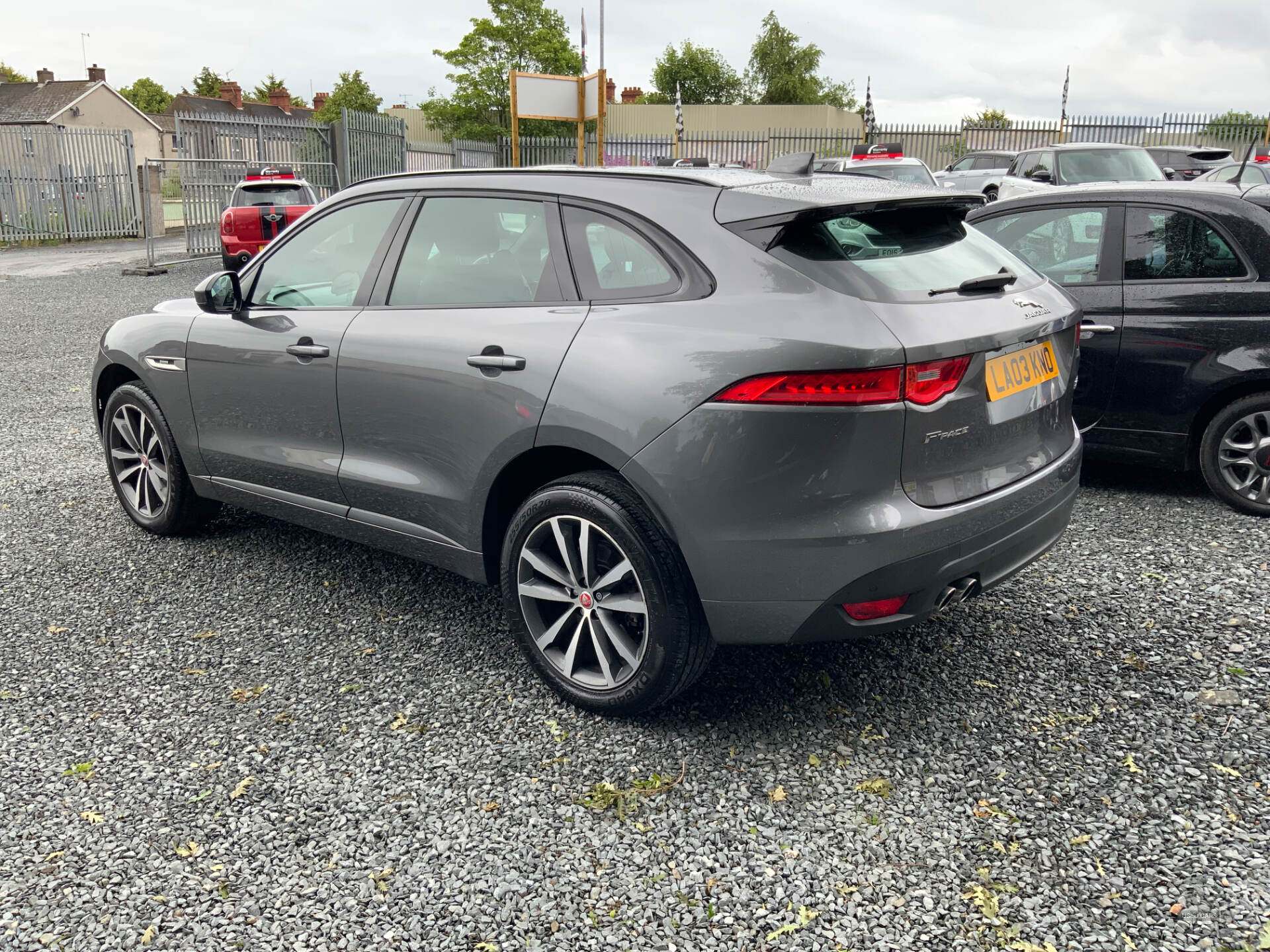 Mar 2018 Jaguar F-Pace 2.0d R-Sport 5dr Auto AWD