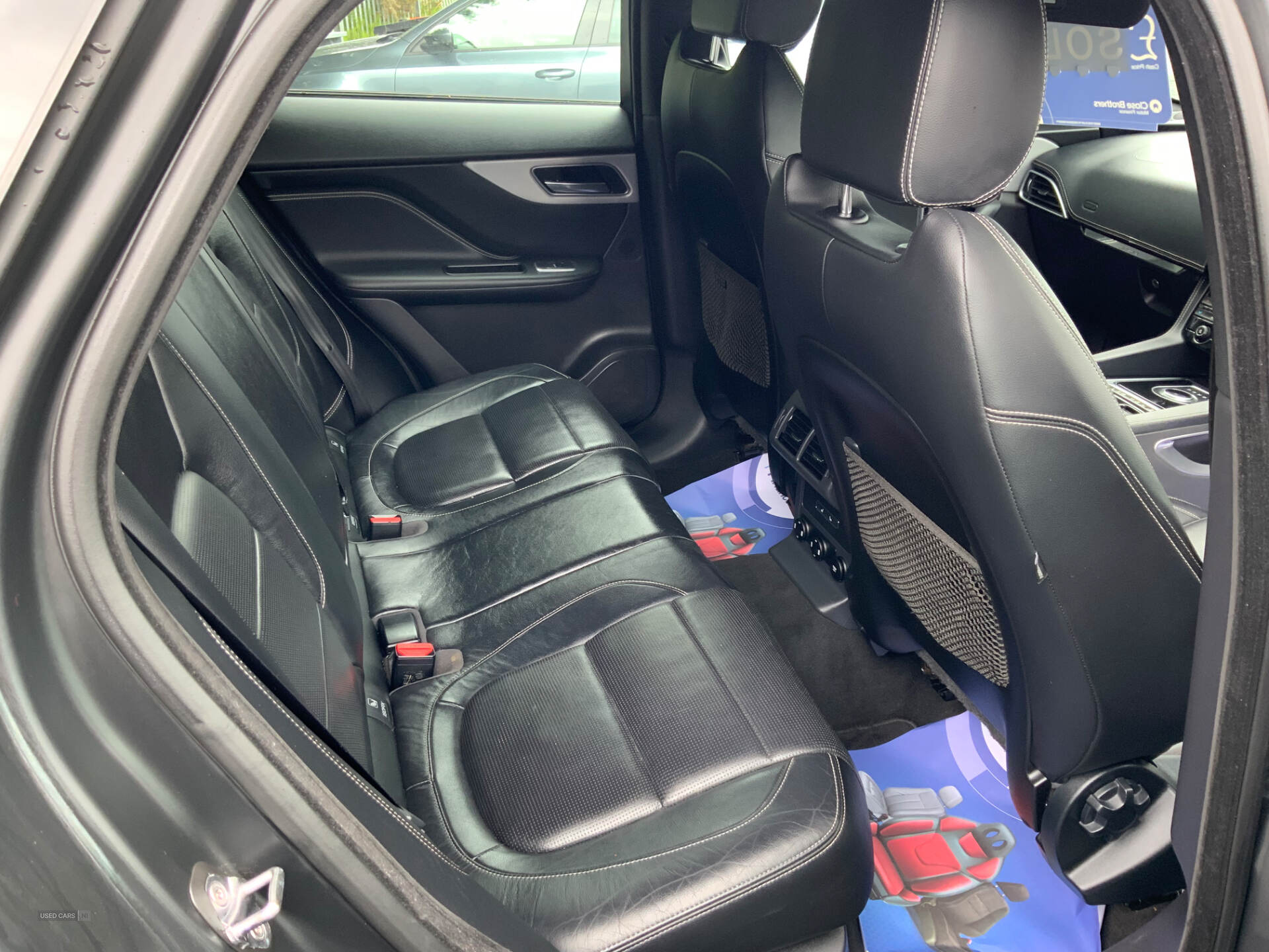 Mar 2018 Jaguar F-Pace 2.0d R-Sport 5dr Auto AWD