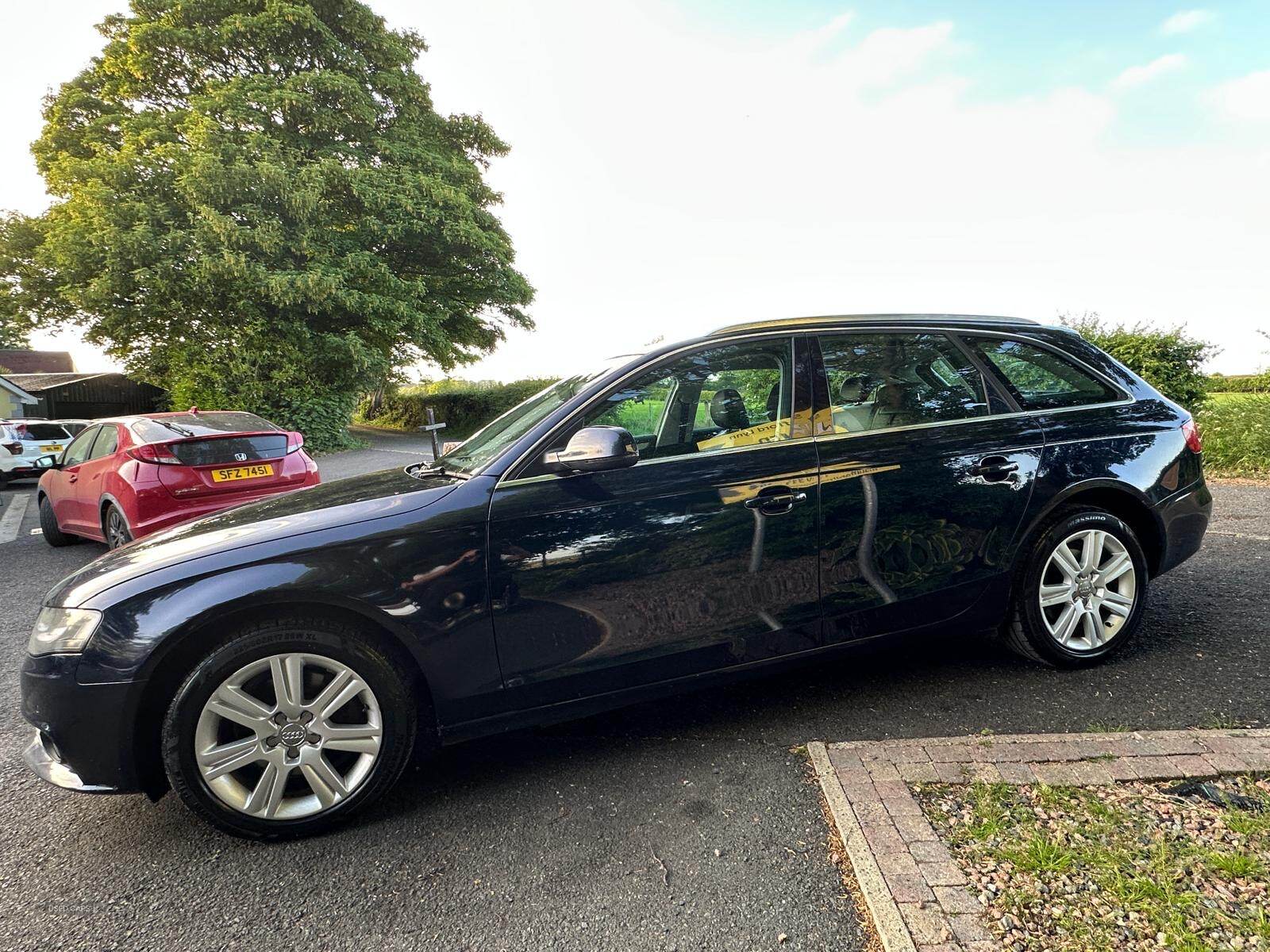 May 2010 Audi A4 2.0 TDI 143 SE 5dr [Start Stop]