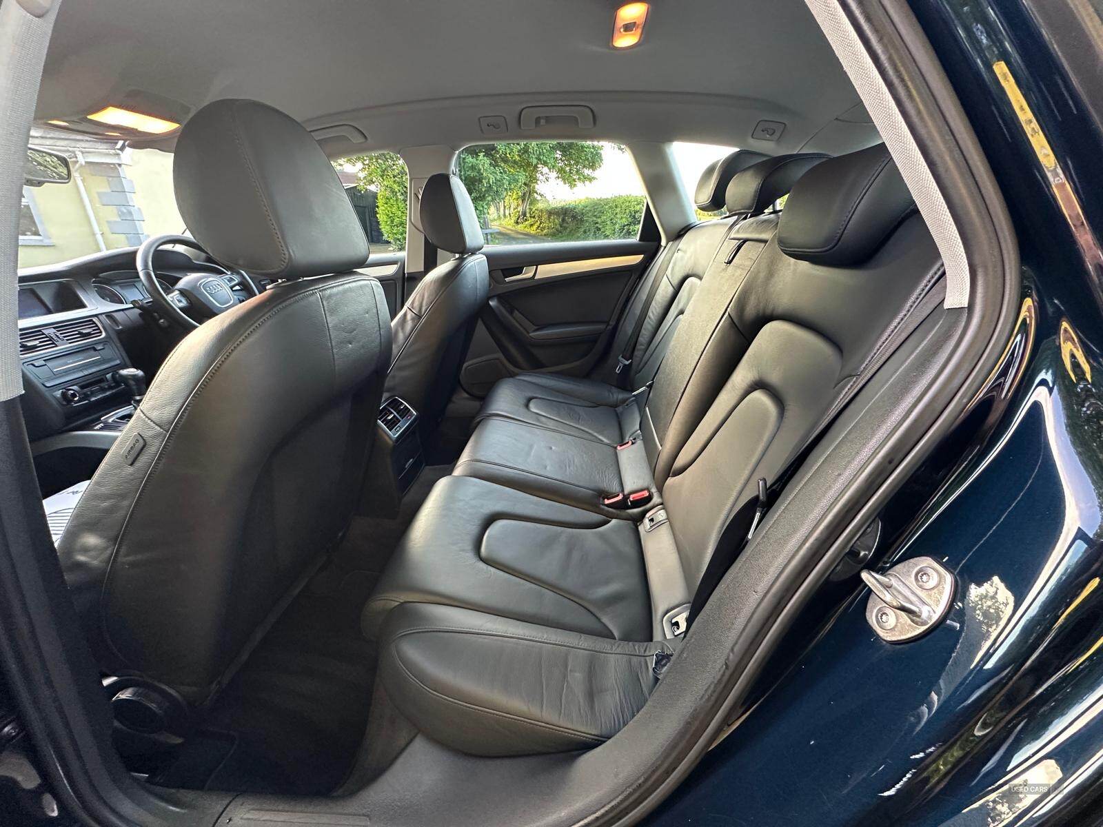 May 2010 Audi A4 2.0 TDI 143 SE 5dr [Start Stop]