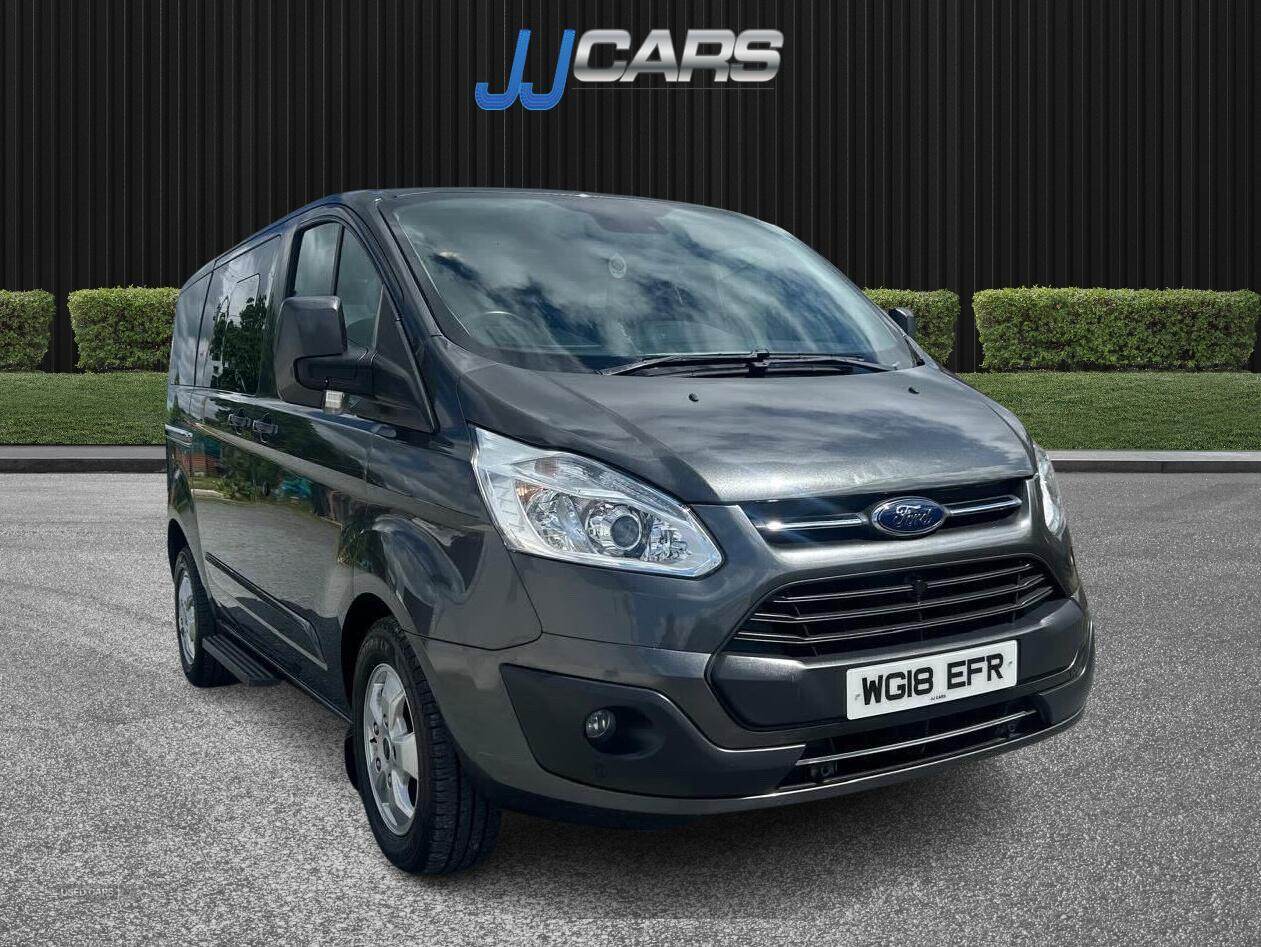 May 2018 Ford Tourneo 2.0 TDCi 130ps Low Roof 8 Seater Titanium