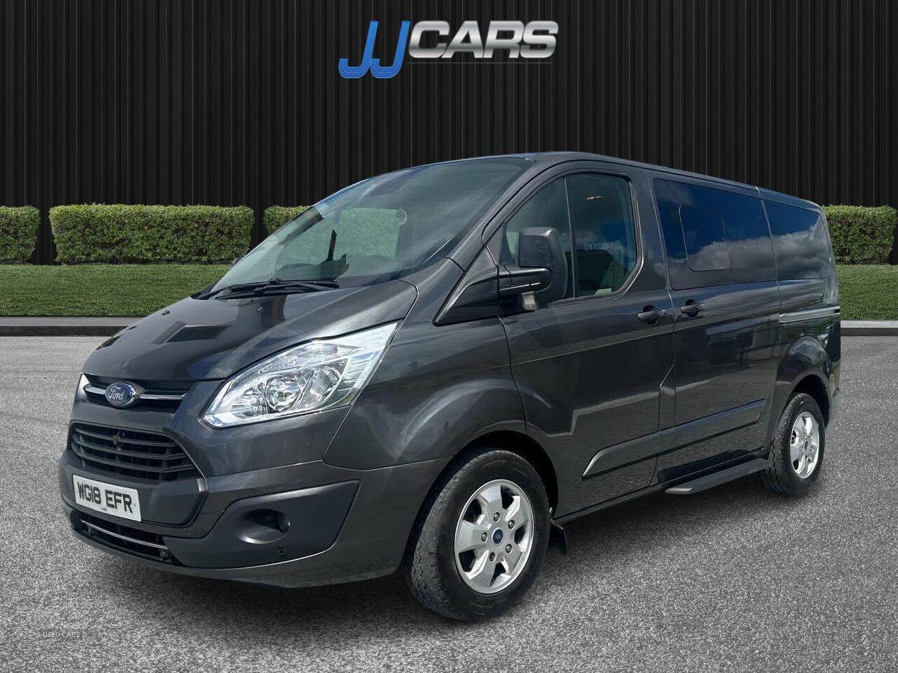 May 2018 Ford Tourneo 2.0 TDCi 130ps Low Roof 8 Seater Titanium