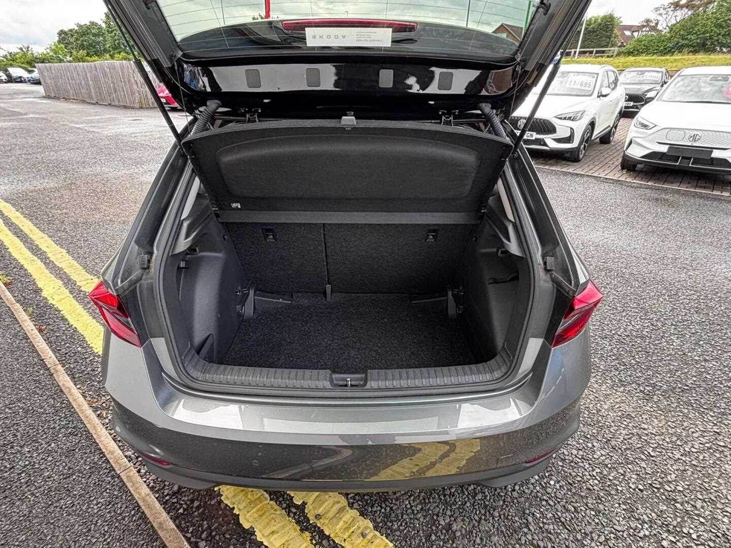 Jun 2023 Skoda Fabia 1.0 MPI 80 Colour Edition 5dr