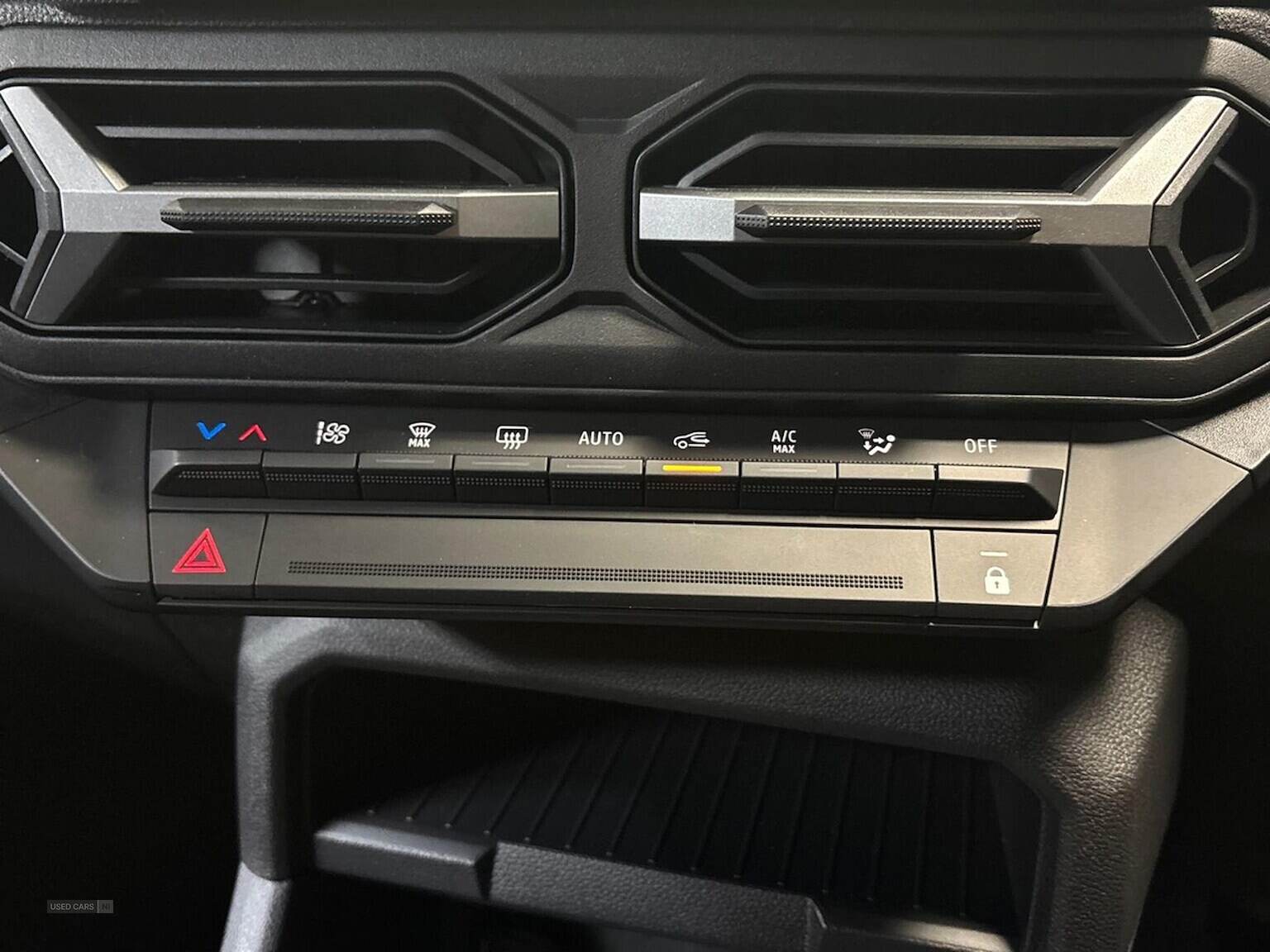 May 2025 Dacia Duster 1.6 Hybrid 140 Journey 5Dr Auto