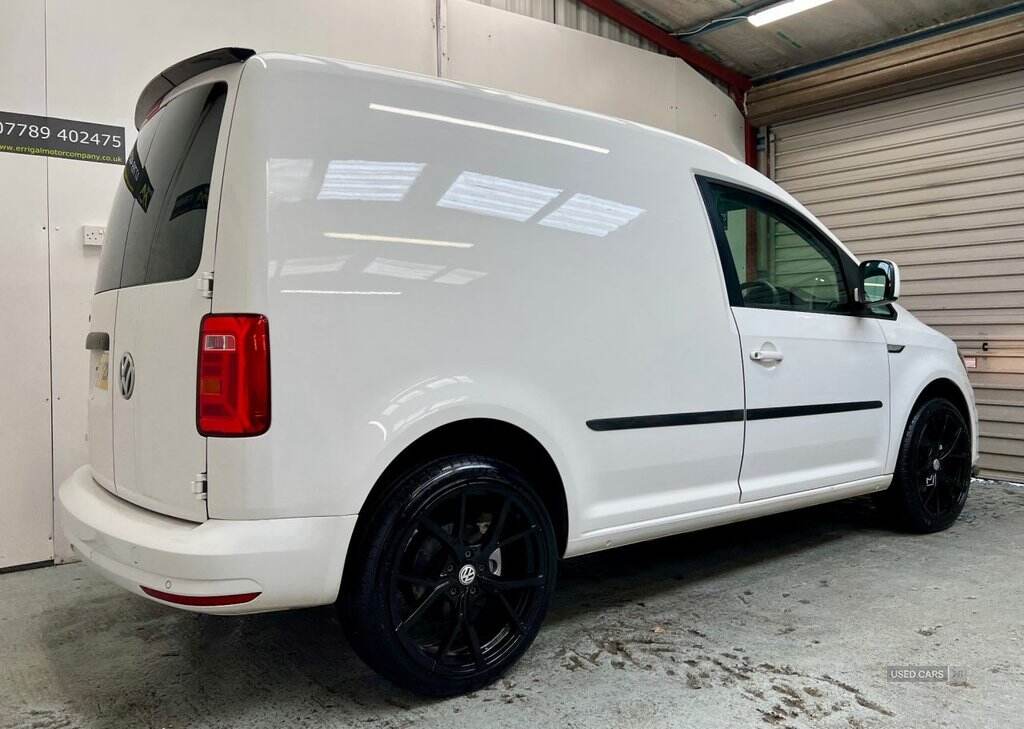 Sep 2019 Volkswagen Caddy 2.0 TDI BlueMotion Tech 102PS Highline Nav Van