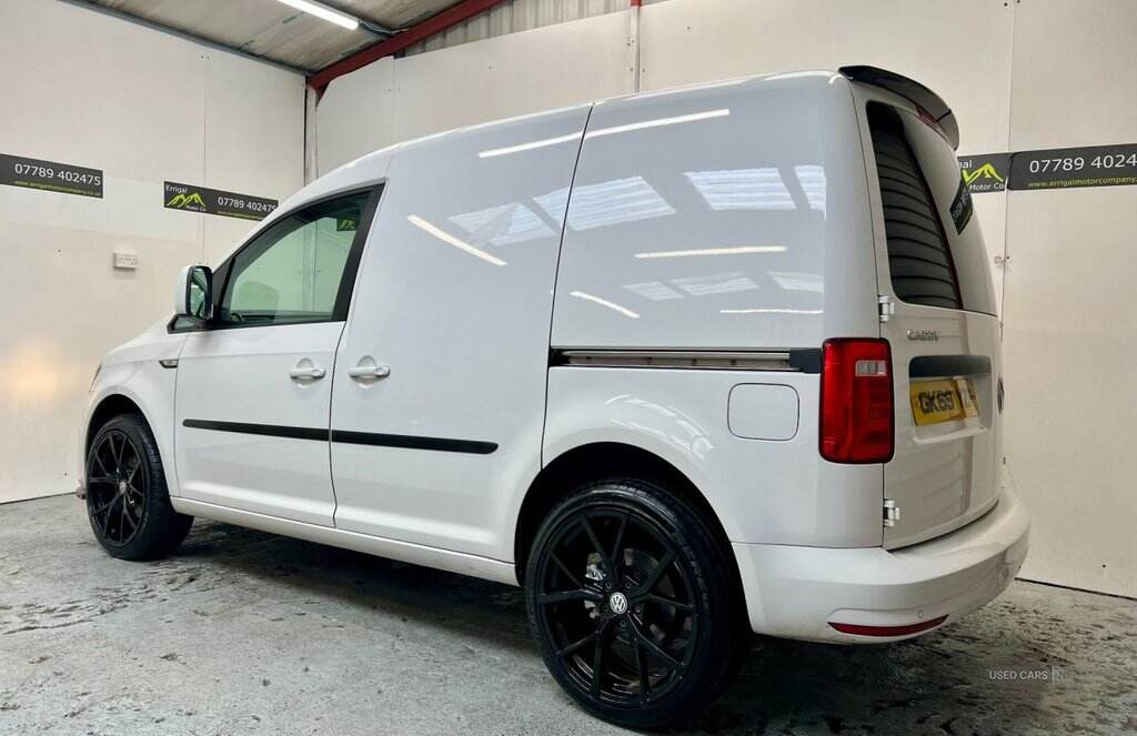 Sep 2019 Volkswagen Caddy 2.0 TDI BlueMotion Tech 102PS Highline Nav Van