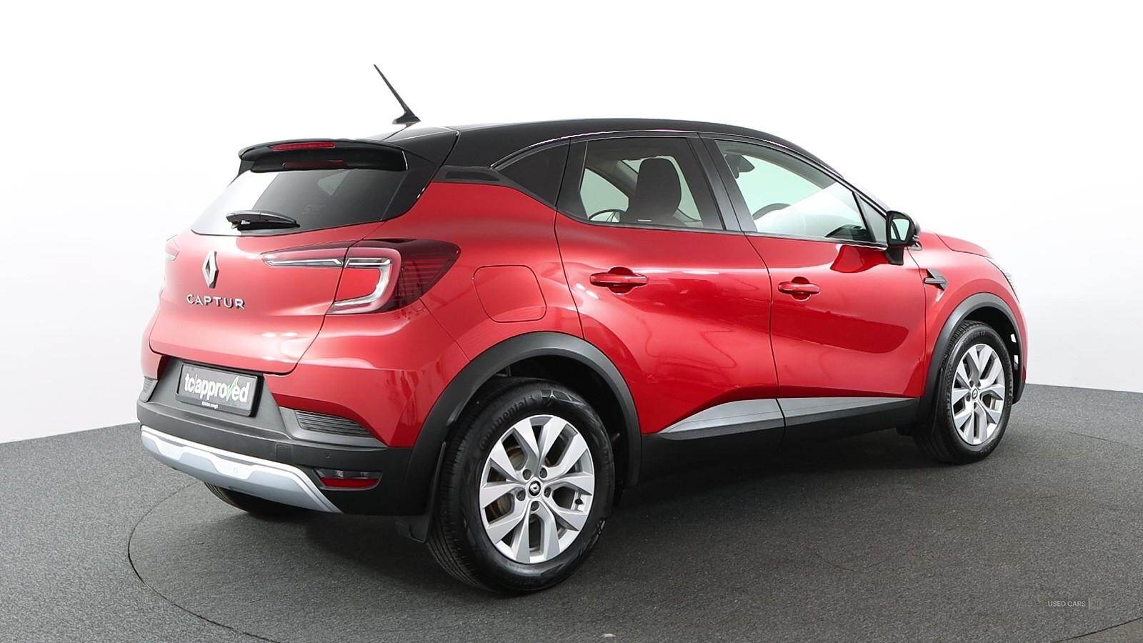 Mar 2022 Renault Captur 1.3 TCE 140 Iconic Edition 5dr EDC