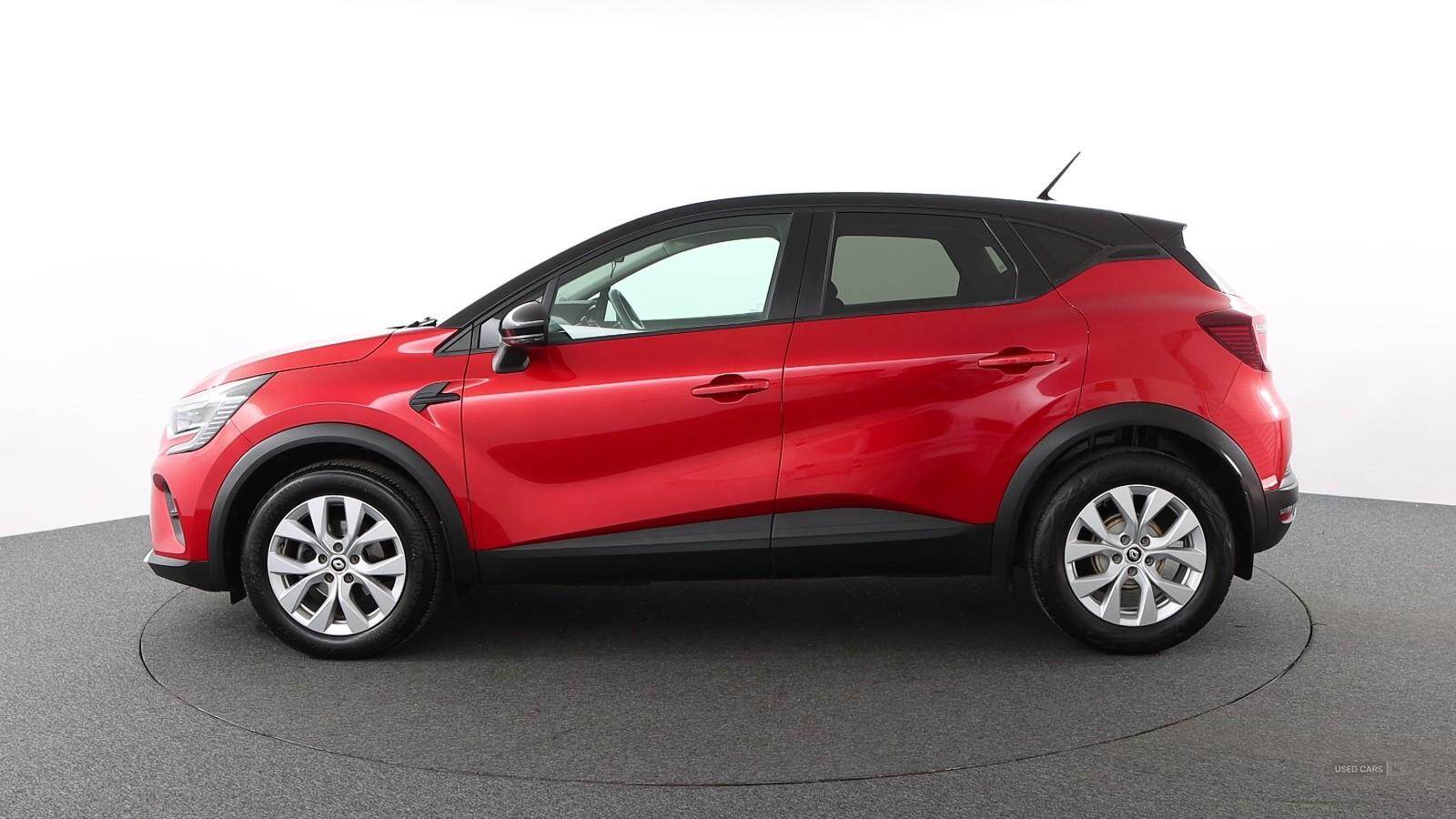 Mar 2022 Renault Captur 1.3 TCE 140 Iconic Edition 5dr EDC