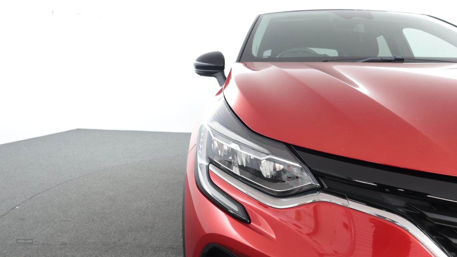 Mar 2022 Renault Captur 1.3 TCE 140 Iconic Edition 5dr EDC
