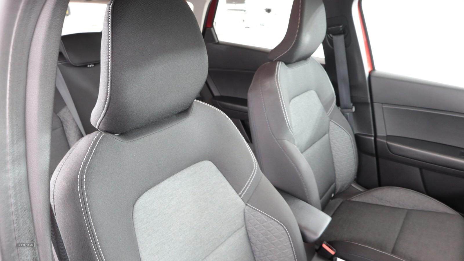Mar 2022 Renault Captur 1.3 TCE 140 Iconic Edition 5dr EDC