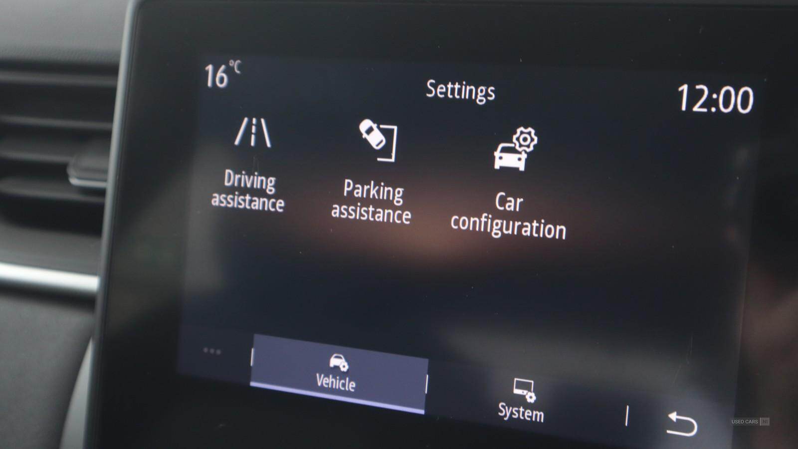Mar 2022 Renault Captur 1.3 TCE 140 Iconic Edition 5dr EDC