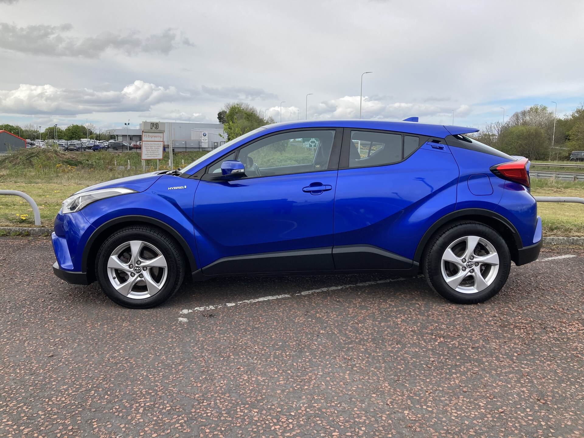 Sep 2017 Toyota CHR 1.8 Hybrid Icon 5dr CVT