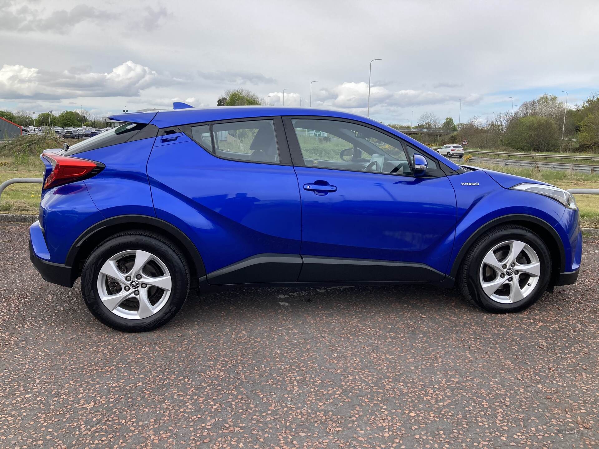 Sep 2017 Toyota CHR 1.8 Hybrid Icon 5dr CVT