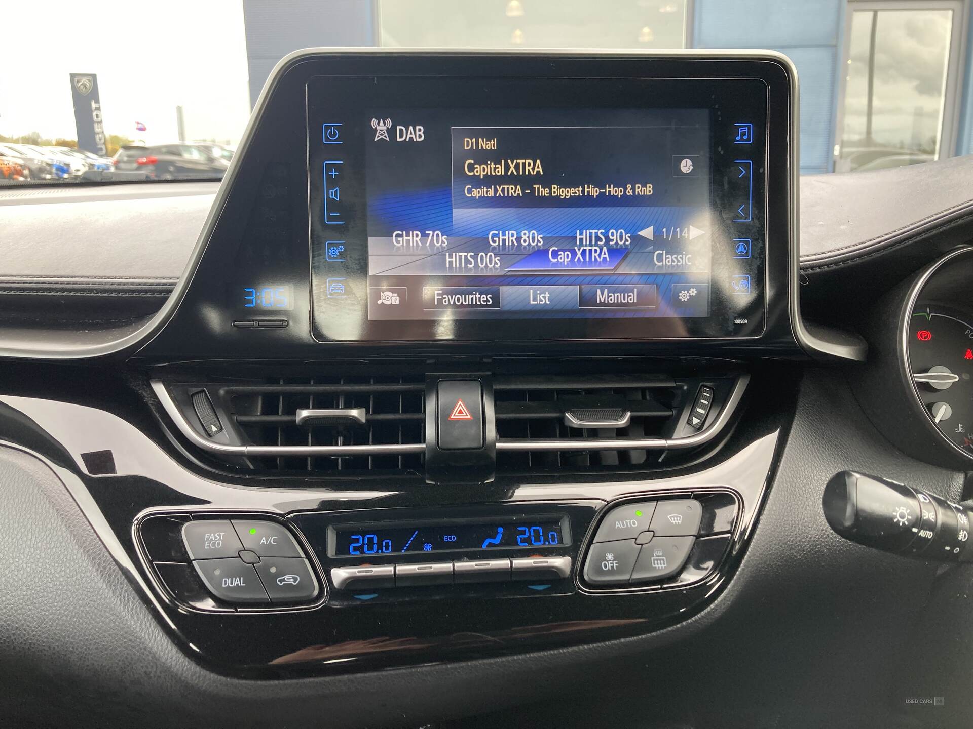 Sep 2017 Toyota CHR 1.8 Hybrid Icon 5dr CVT