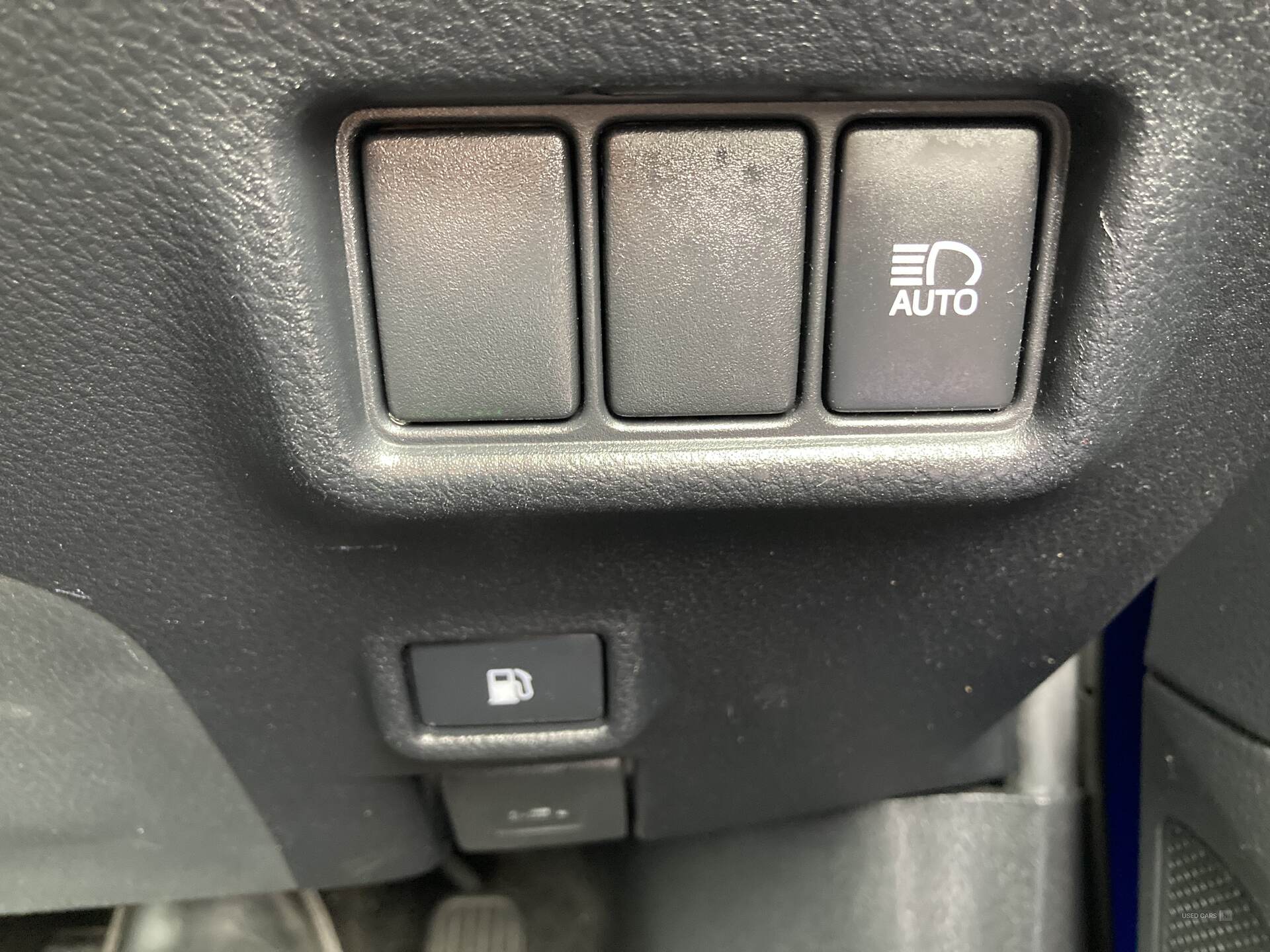 Sep 2017 Toyota CHR 1.8 Hybrid Icon 5dr CVT