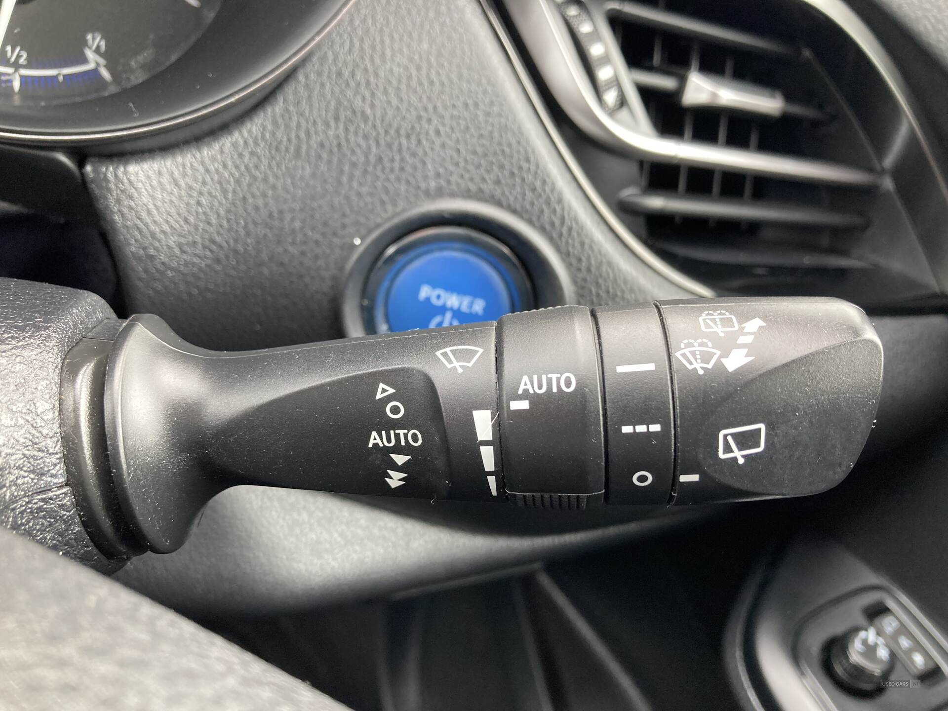 Sep 2017 Toyota CHR 1.8 Hybrid Icon 5dr CVT