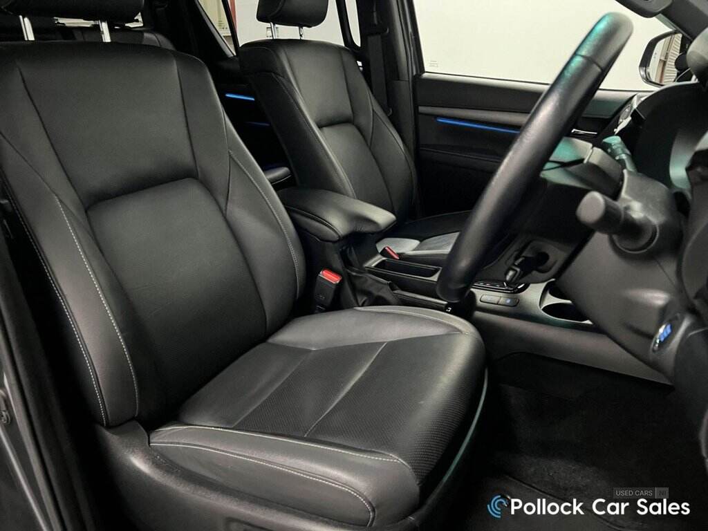 May 2022 Toyota Hi-lux Invincible X D/Cab Pick Up 2.8 D-4D Auto