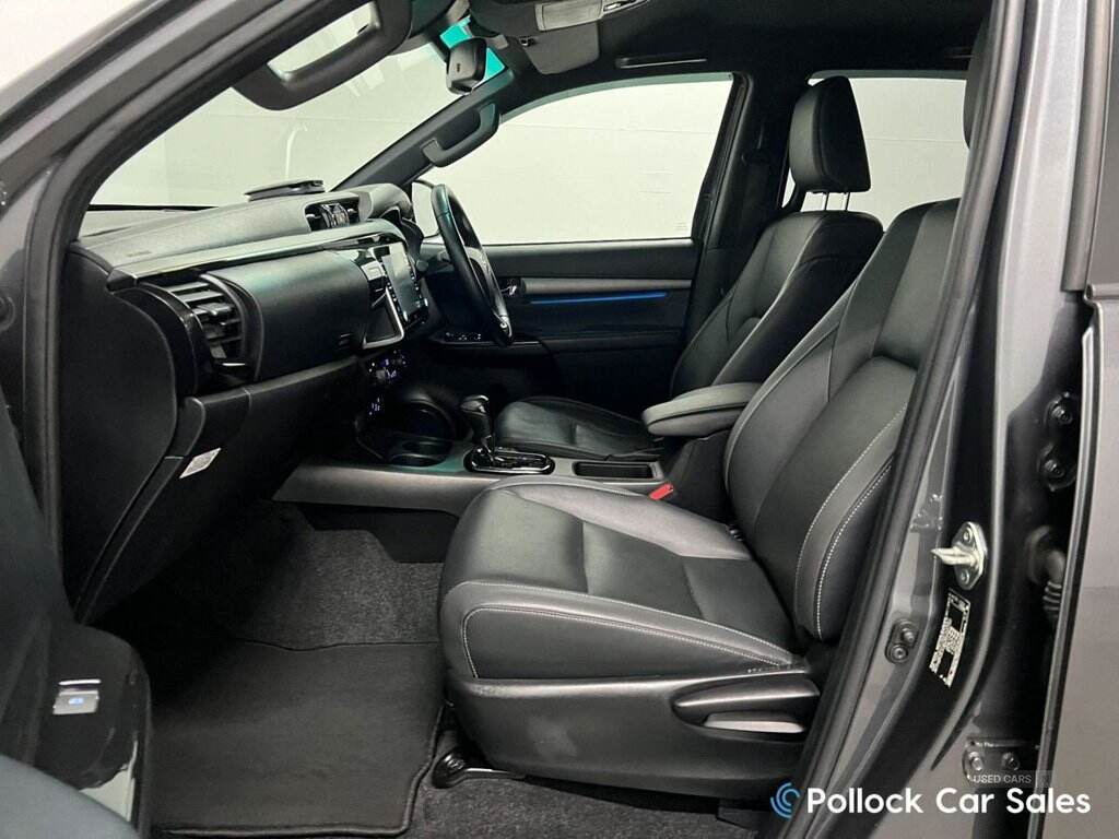 May 2022 Toyota Hi-lux Invincible X D/Cab Pick Up 2.8 D-4D Auto