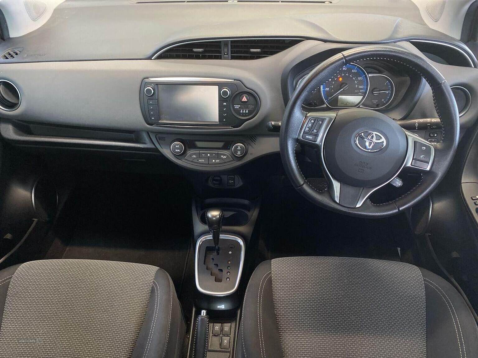 Oct 2016 Toyota Yaris 1.5 Hybrid Icon 5Dr Cvt