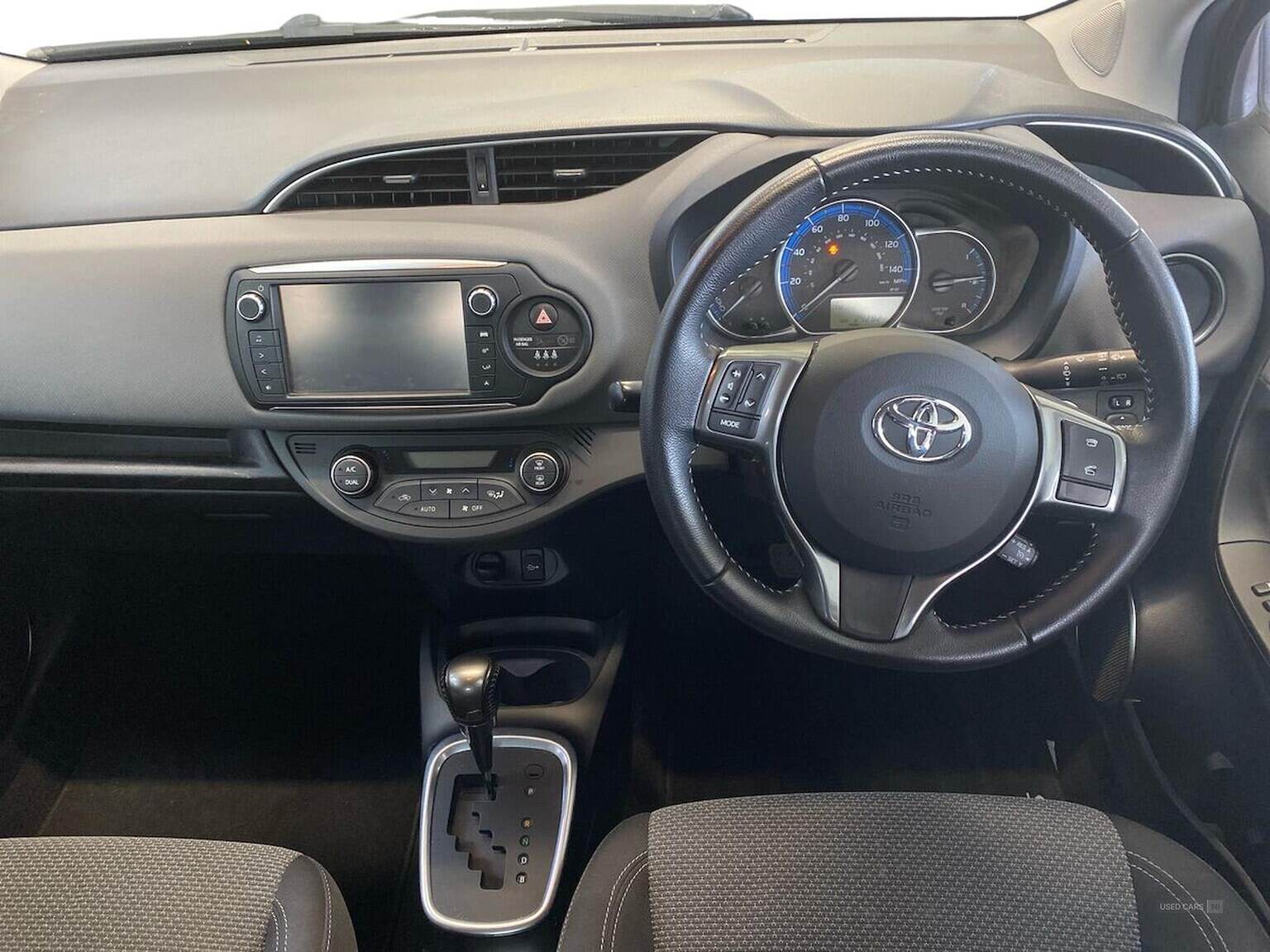 Oct 2016 Toyota Yaris 1.5 Hybrid Icon 5Dr Cvt