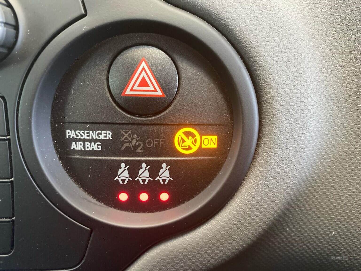 Oct 2016 Toyota Yaris 1.5 Hybrid Icon 5Dr Cvt