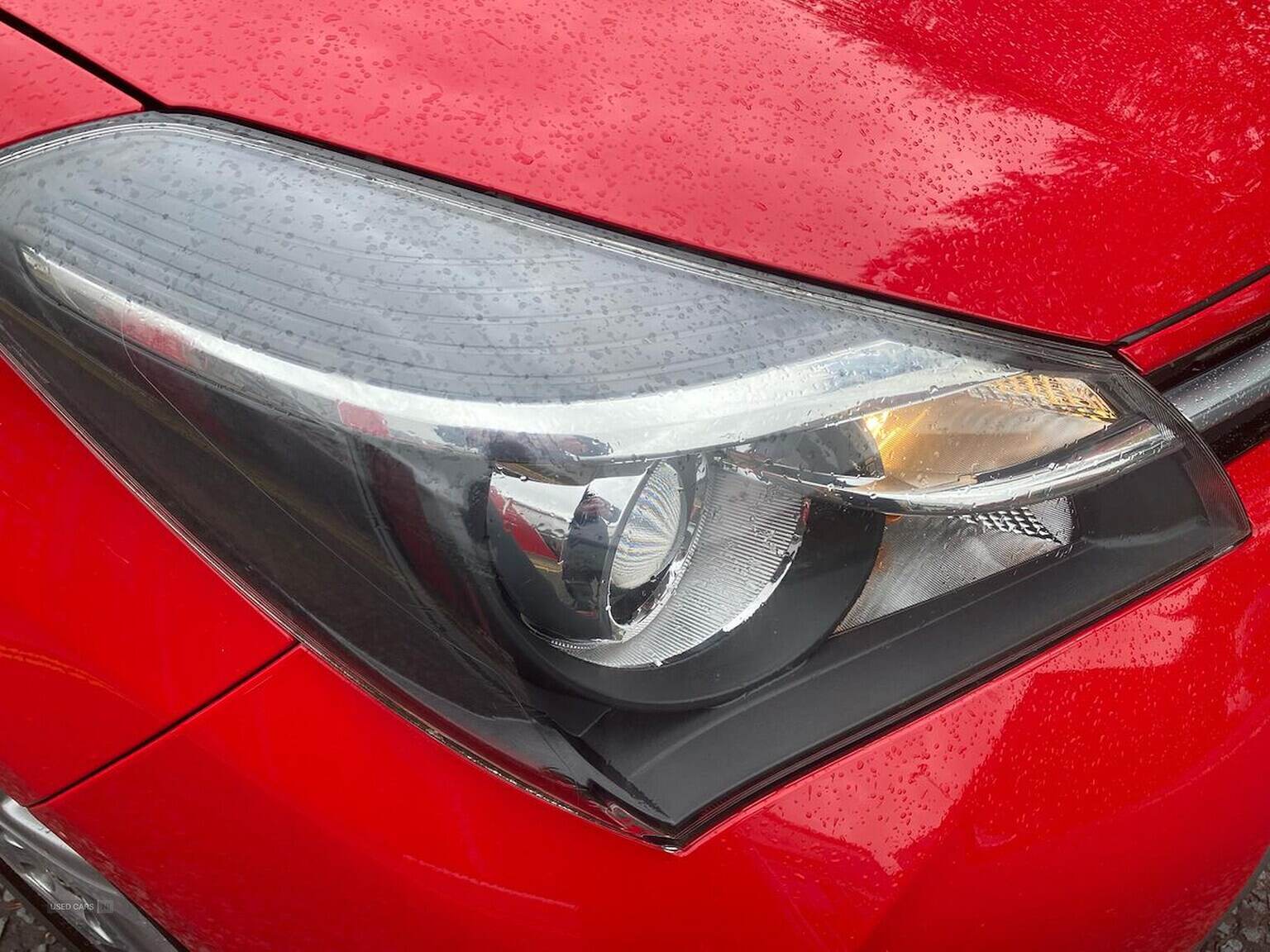 Oct 2016 Toyota Yaris 1.5 Hybrid Icon 5Dr Cvt