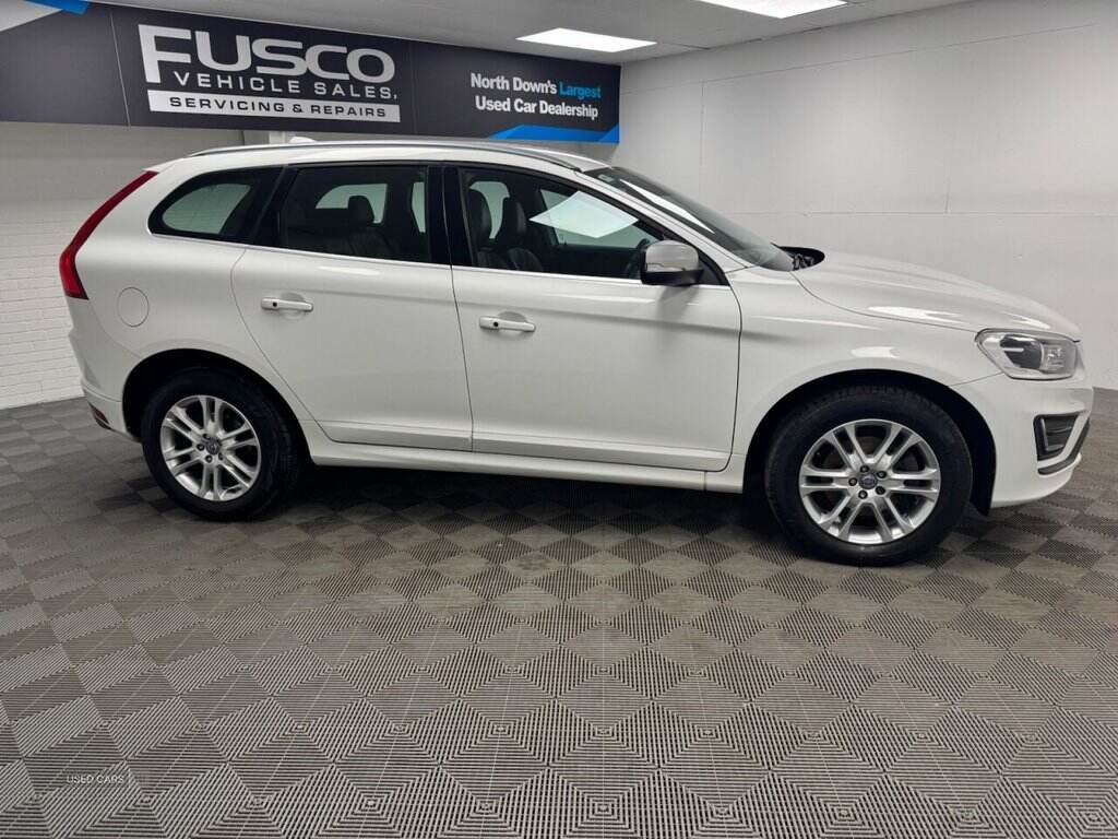 Mar 2017 Volvo XC60 D5 [220] R DESIGN Lux Nav 5dr AWD Geartronic