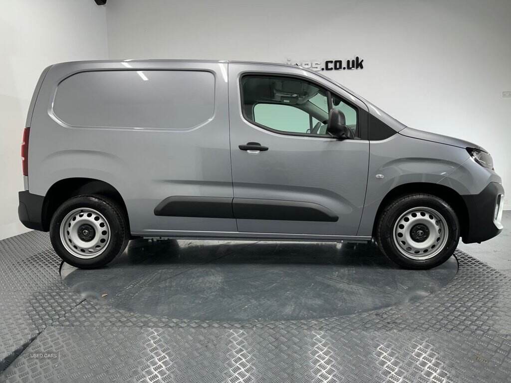 Dec 2024 Citroen Berlingo 1.5 BlueHDi 100ps Van Enterprise