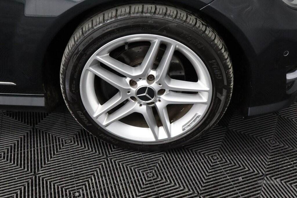 Mar 2014 Mercedes-Benz C-Class C220 CDI BlueEFFICIENCY AMG Sport 4dr