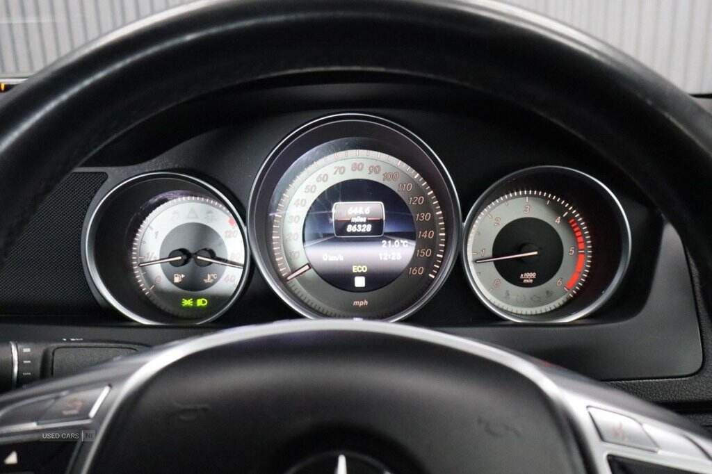 Mar 2014 Mercedes-Benz C-Class C220 CDI BlueEFFICIENCY AMG Sport 4dr