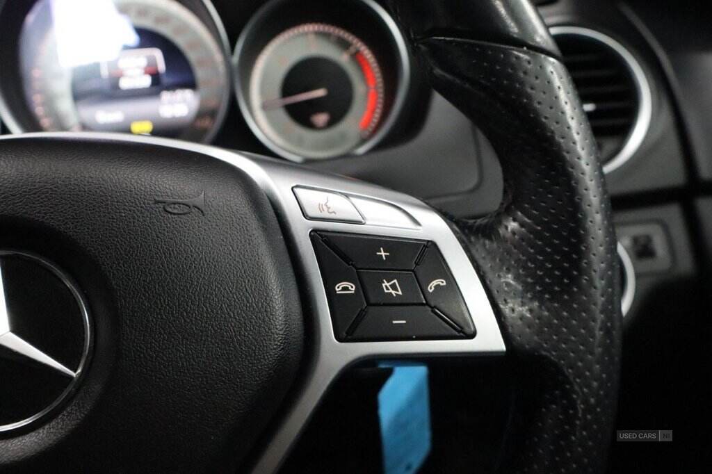 Mar 2014 Mercedes-Benz C-Class C220 CDI BlueEFFICIENCY AMG Sport 4dr